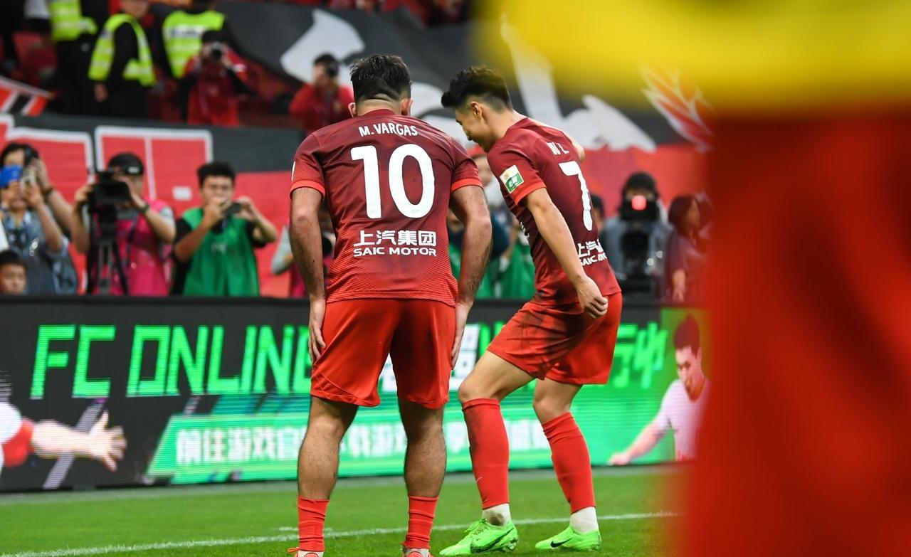 爱游戏官网-风云突变里昂转会期复出首秀；中超版图或变；震撼外界；资深球员宣示担当的简单介绍